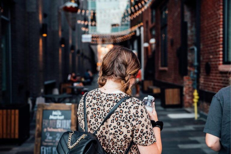 Creative Places to Meet Women in Denver