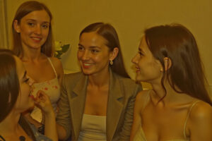 10 Clear Signs You Might Be a Lesbian and How to Understand Them